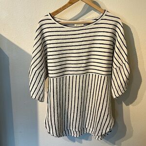 Max Studio// Classic stripped short sleeve shirt